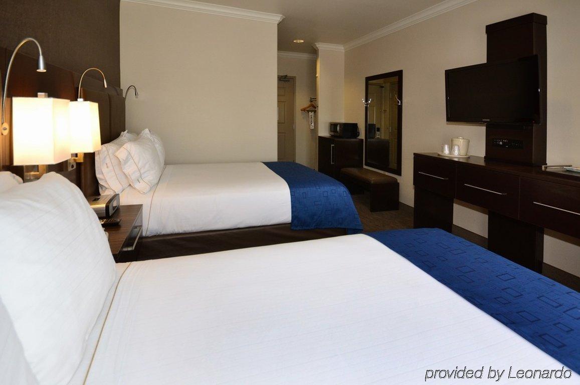 Holiday Inn Express & Suites Santa Clara By Ihg חדר תמונה